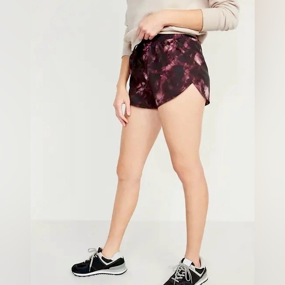 Women's Mid-Rise Red Tie Dye Running Shorts - Picture 1 of 7